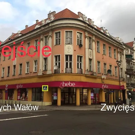 Przy Rynku Z Prywatnymi łazienkami Apartament Gliwice