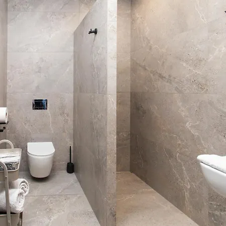 Przy Rynku Z Prywatnymi łazienkami Apartament